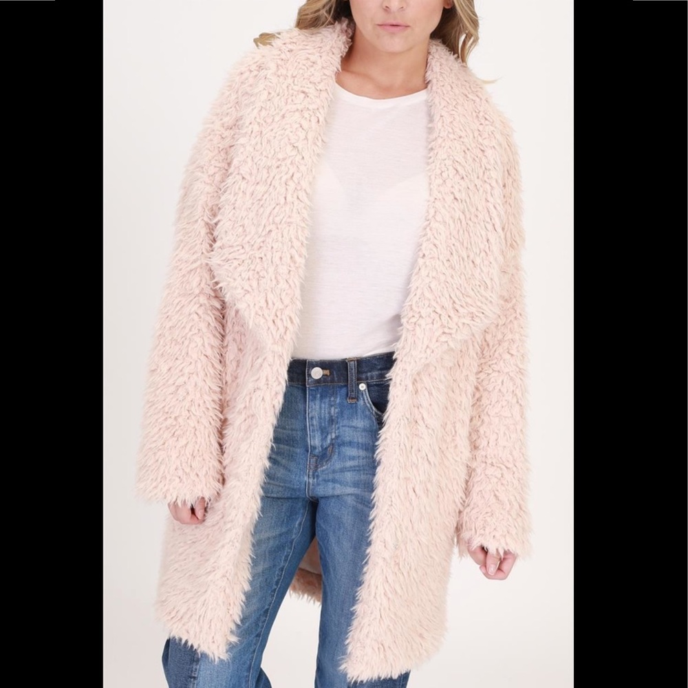 Onetheland Cream faux Fur Jacket Small